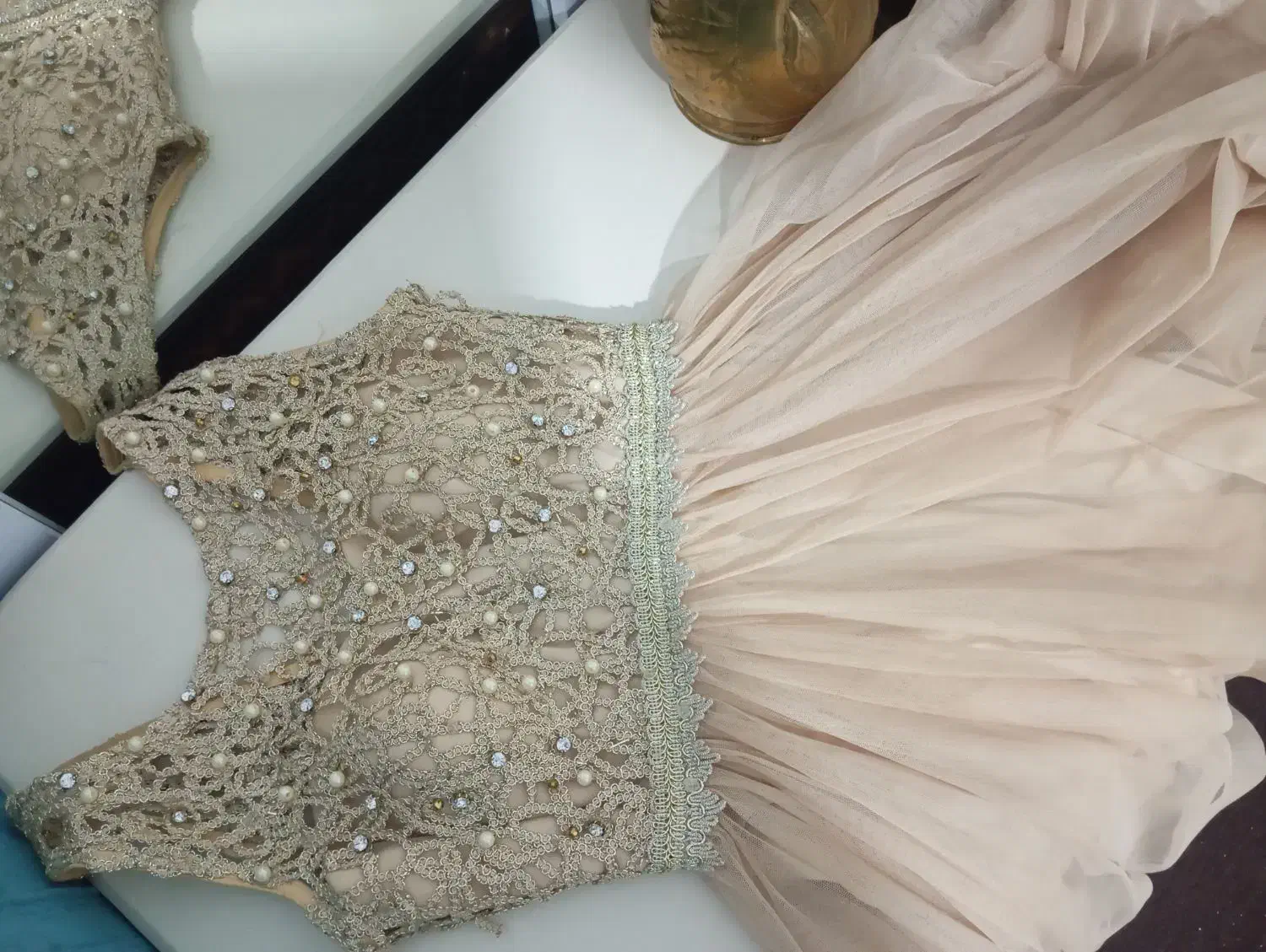 لباس مجلسی|لباس|چهارباغ, |دیوار