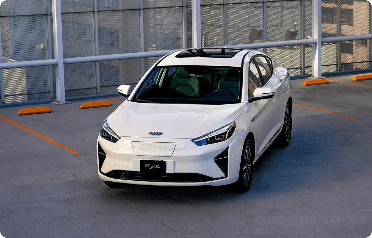 کی ام سی برقی Ej7+ مدل1404|خودرو سواری و وانت|تهران, حکمت|دیوار