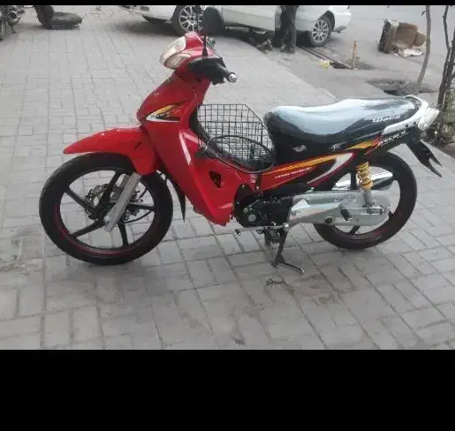 موتور ویو کلکسیونی|موتورسیکلت|ملایر, |دیوار