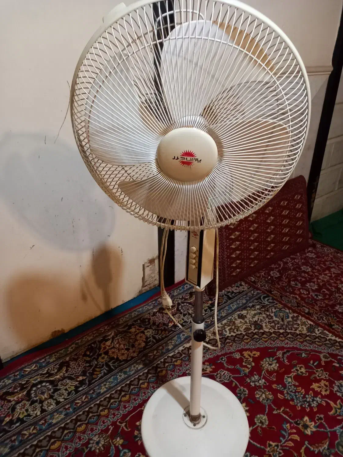 پنکه پارس خزر|پنکه و تصفیه‌کنندهٔ هوا|زاهدان, |دیوار