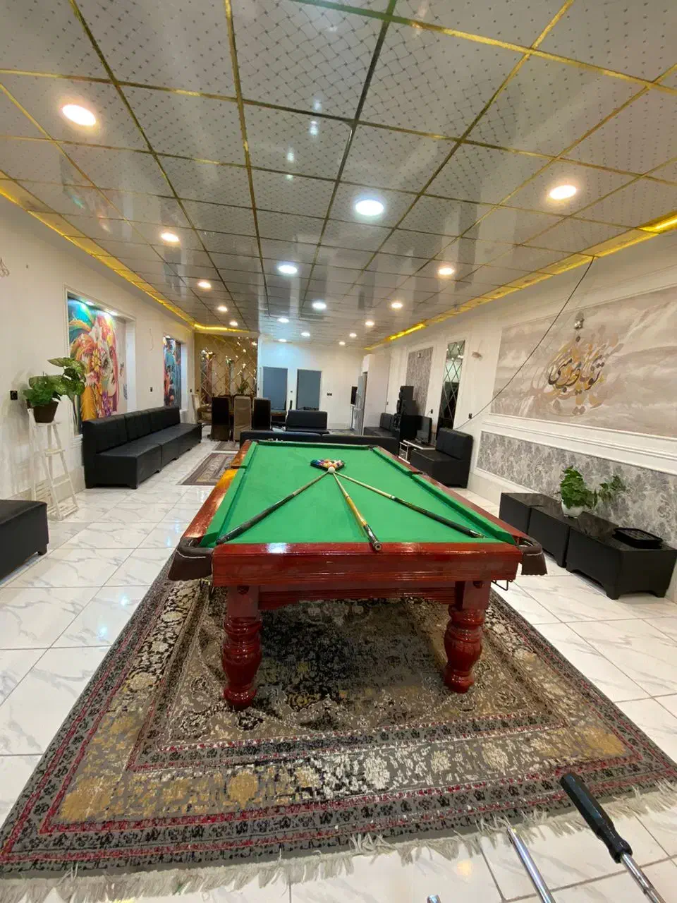 اجاره باغ ویلا استخردار سرپوشیده و بیلیارد|اجارهٔ کوتاهمدت ویلا و باغ|ورامین, ورامین|دیوار