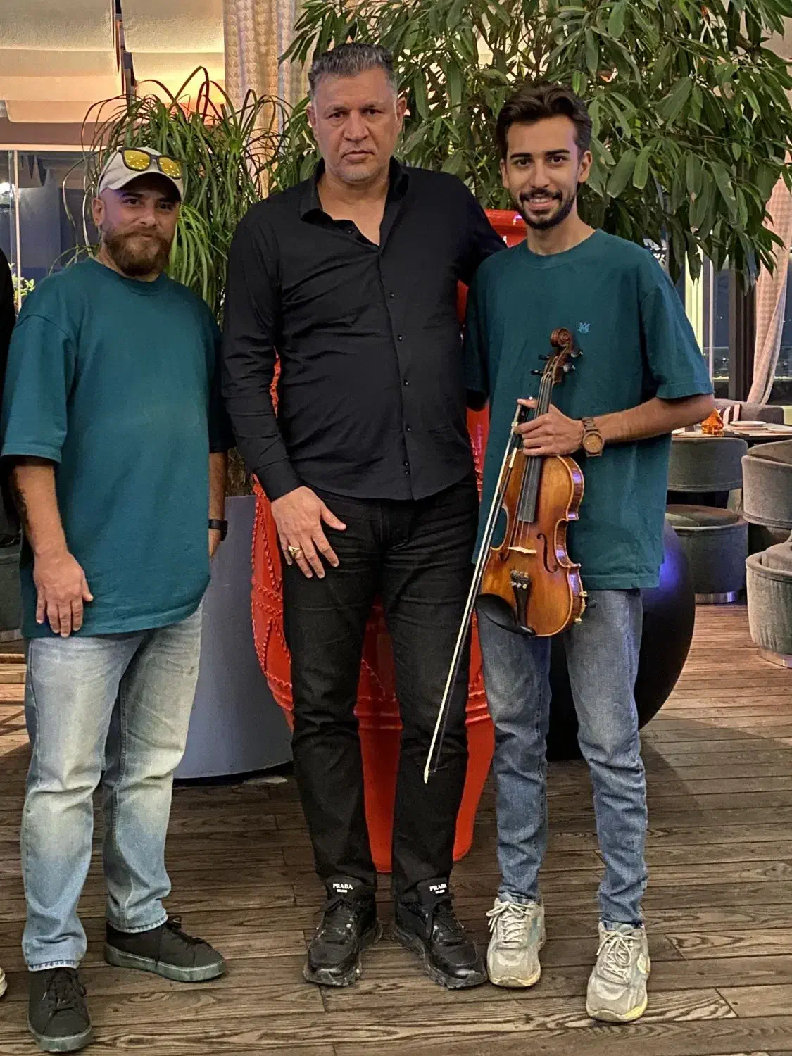 سوپرایز تولد سورپرایز تلفنی گروه تولد تیم سوپرایز|خدمات پذیرایی، مراسم|تهران, فلسطین (میدان انقلاب)|دیوار