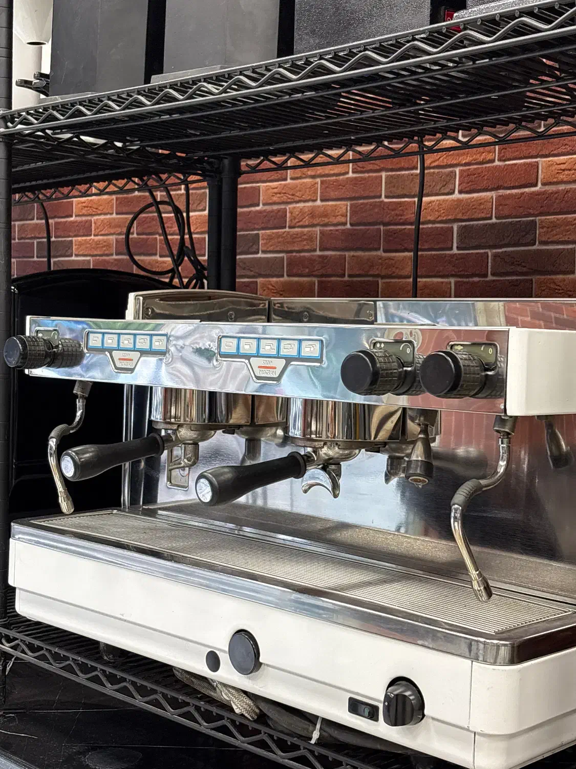 قهوه ساز صنعتی ایتالیایی و اسپانیایی|کافیشاپ و رستوران|گرگان, |دیوار