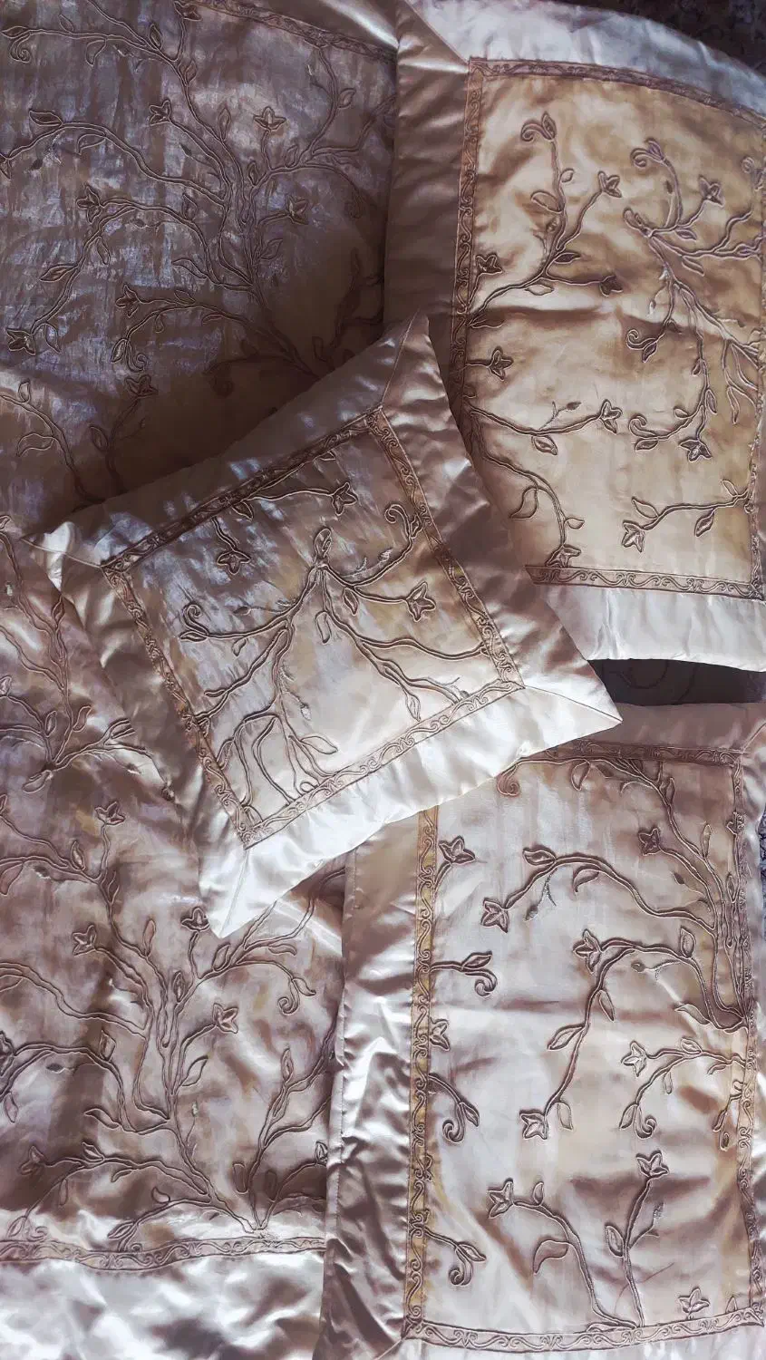 روتختی شیک  نو مخصوص جهیزیه به قیمت مناسب|سرویس روتختی|تبریز, |دیوار