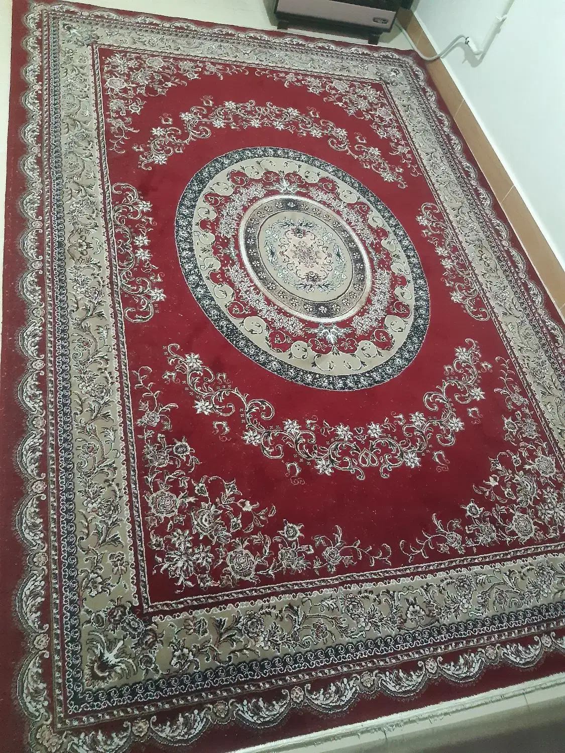 فرش ۶ متری ۵۰۰ شانه|فرش|رشت, باهنر|دیوار