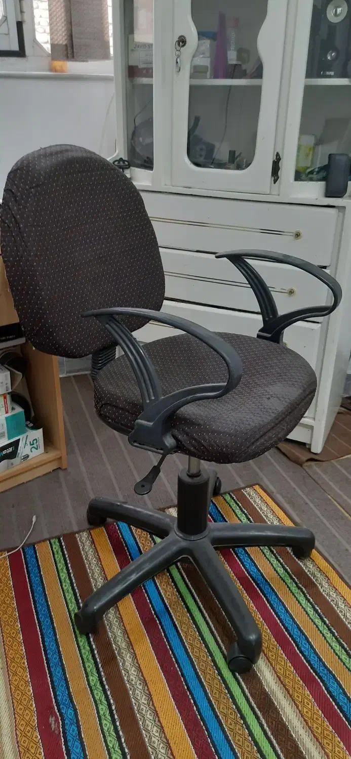 صندلی چرخ دار|صندلی و نیمکت|خان ببین, |دیوار