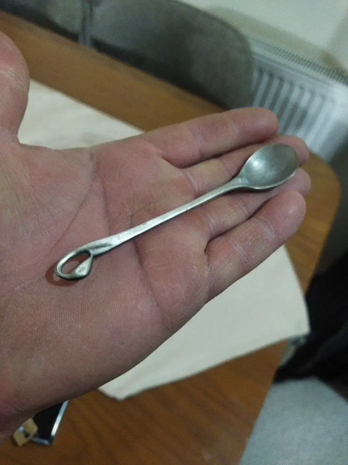 قاشق نقره|کلکسیون اشیاء عتیقه|مشهد, کوشش|دیوار