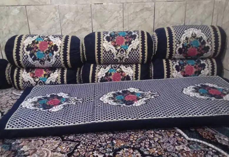 تشک و بالشت|رختخواب، بالش، پتو|لردگان, |دیوار