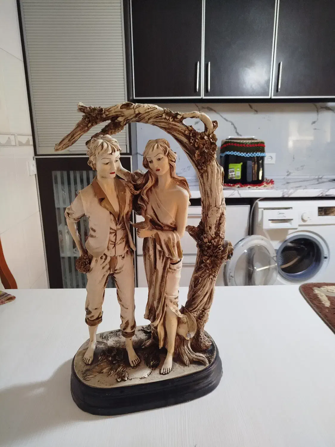 یک عدد مجسمه کاملا سالم ویک عدد آبنما|مجسمه، تندیس، ماکت|ساری, |دیوار