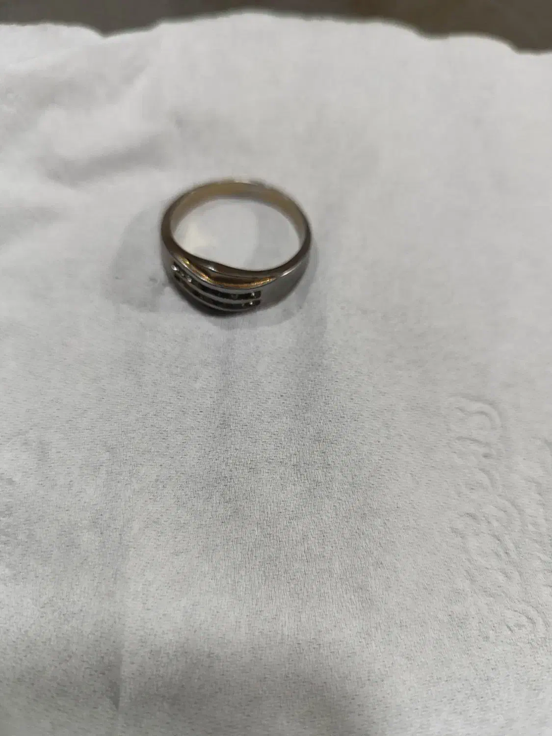 انگشتر پیدا شده|اشیا|تبریز, |دیوار