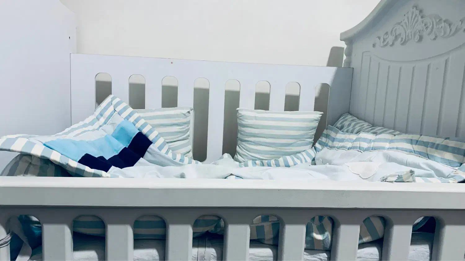 تخت نوزاد|تخت و صندلی بچه|نورآباد ممسنی, |دیوار