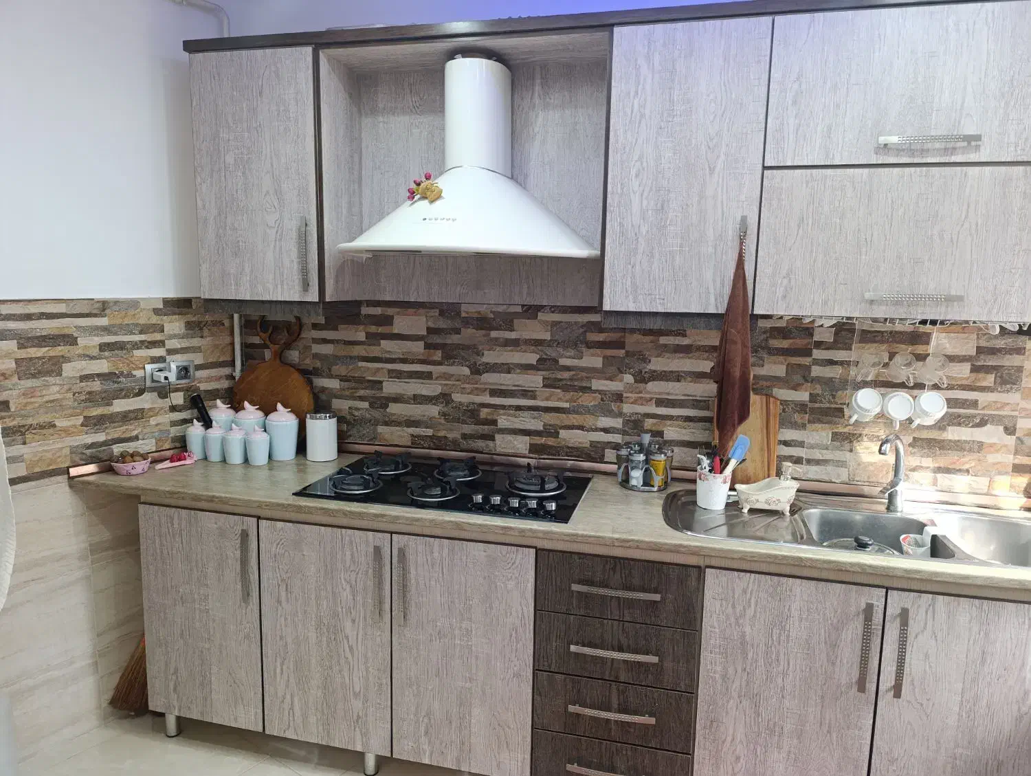 فروش کابینت mdf زیبا وسالم|مصالح و تجهیزات ساختمان|لاهیجان, امیرشهید|دیوار