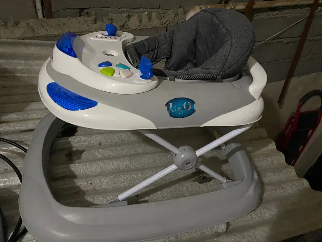 دوتا روروئک یدونه کریر تمیز|کالسکه و لوازم جانبی|لنگرود, |دیوار