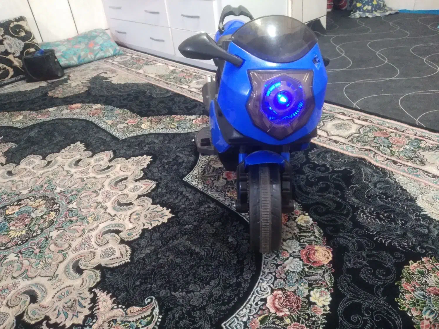 موتوربرقی|اسباب‌بازی بچه|فردوس (خراسان), |دیوار