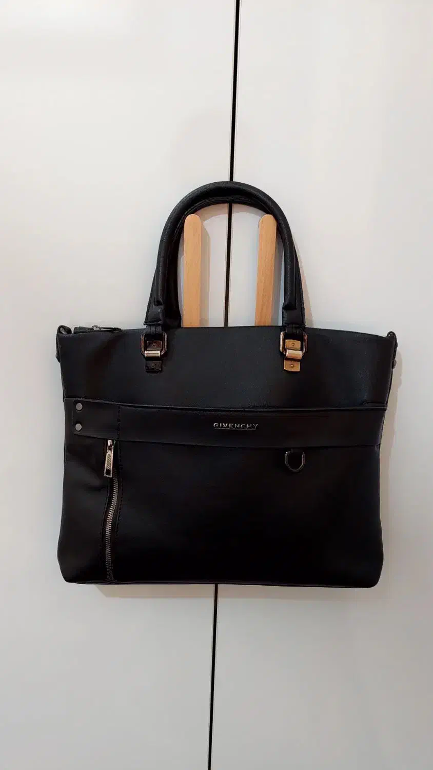 کیف|کیف، کفش، کمربند|دوگنبدان, |دیوار