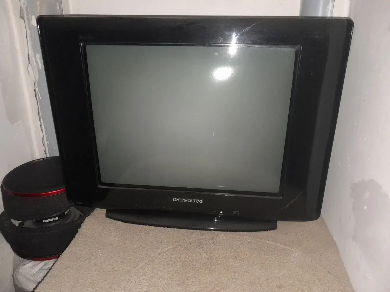 تلویزیون 21 دوو|تلویزیون و پروژکتور|مشهد, نوید|دیوار