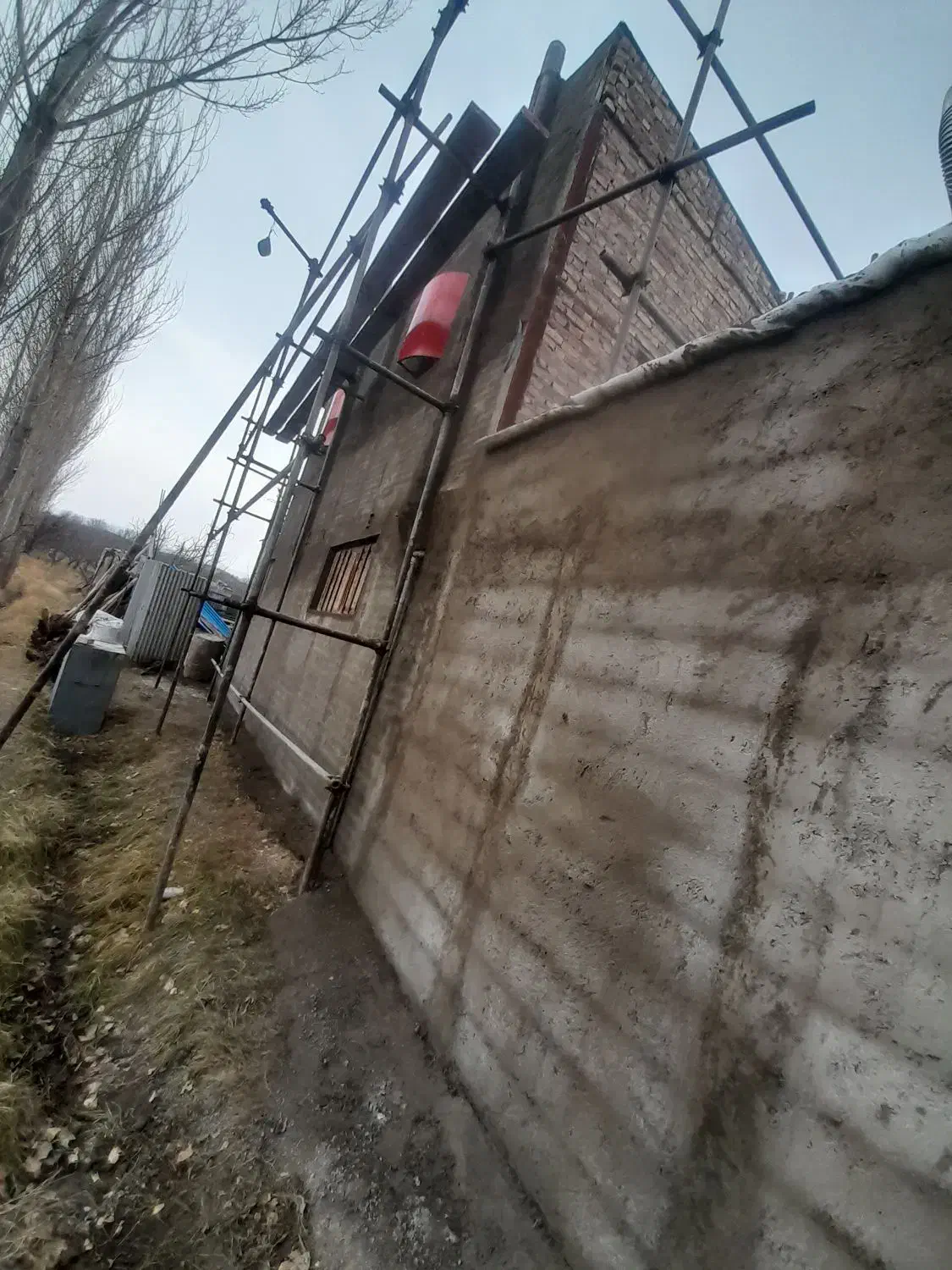 سیمانکاری و نرمه کف سازی|خدمات پیشه و مهارت|اهر, |دیوار