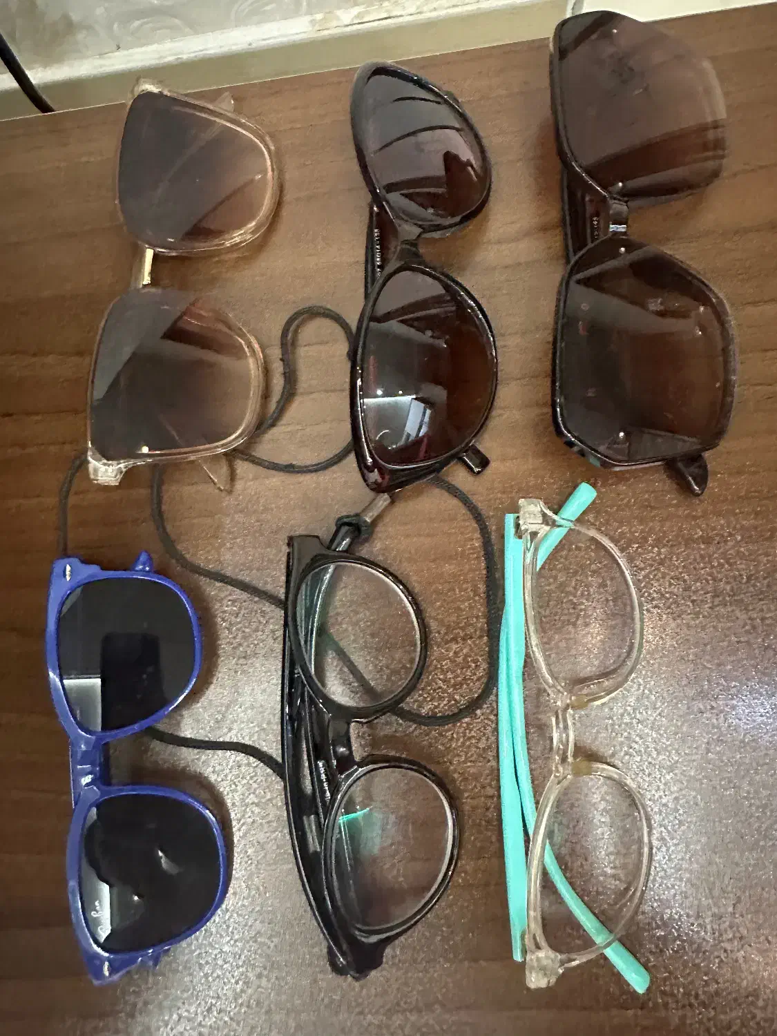 تعداد عینک قیمت مناسب|زیورآلات و اکسسوری|اراک, |دیوار