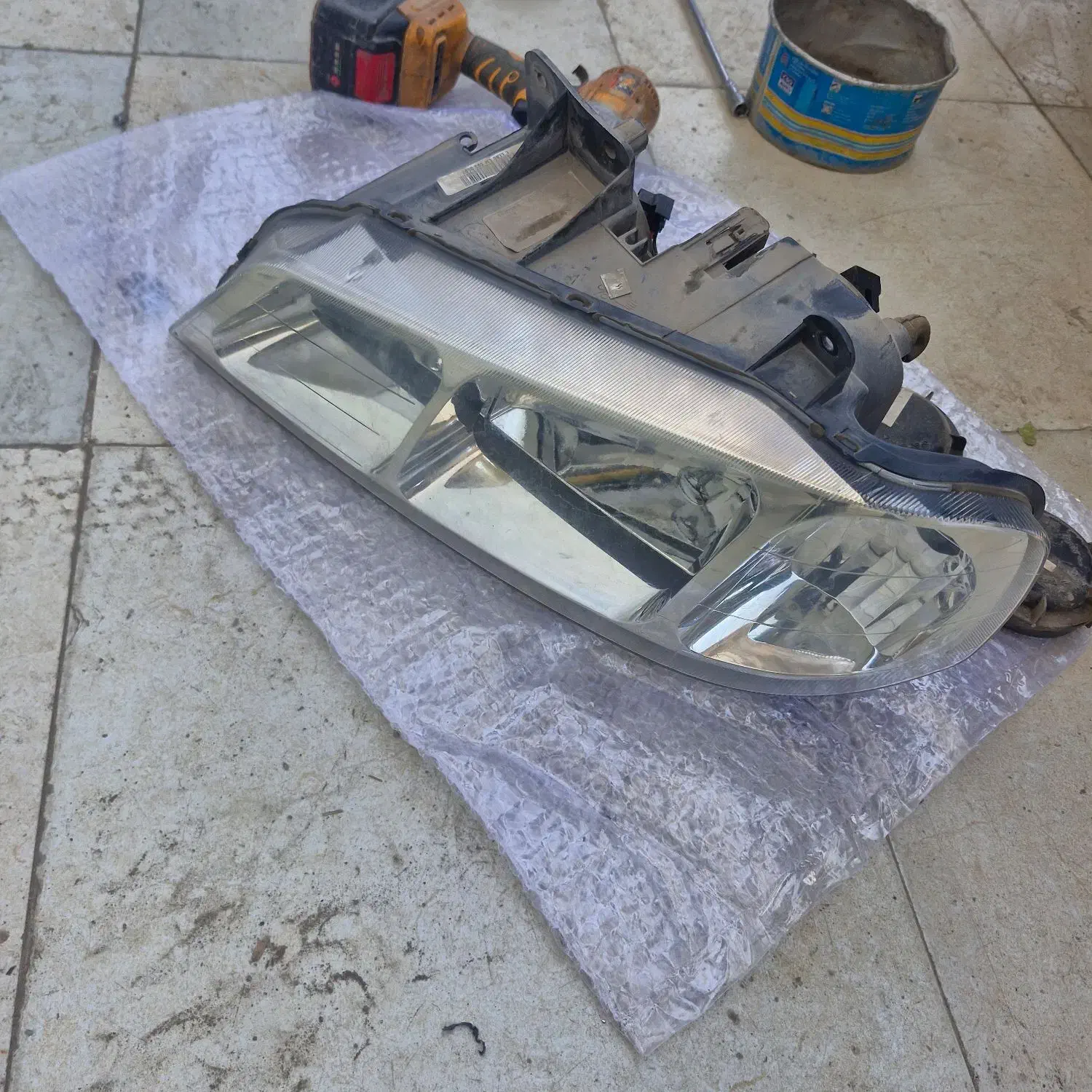 چراغ جلو پارس مدرن|قطعات یدکی و لوازم جانبی|سیرجان, |دیوار