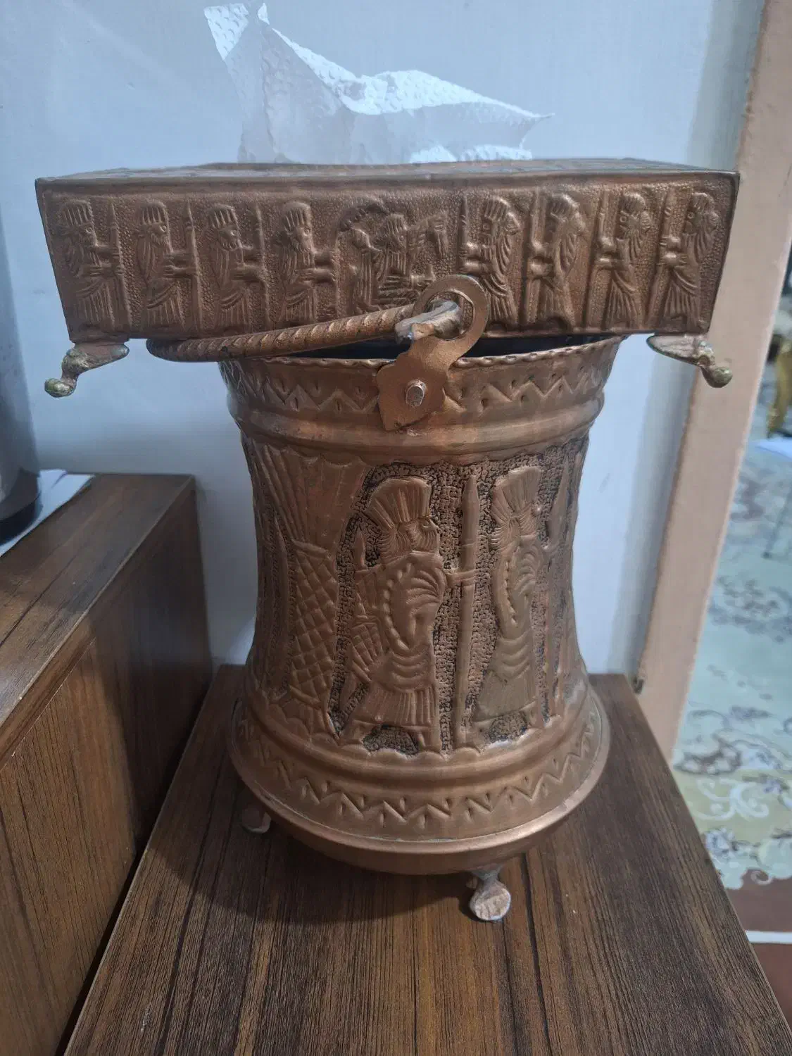 سطل و جا دستمال مسی|صنایع دستی و سایر لوازم تزئینی|تهران, شهرک زینبیه|دیوار