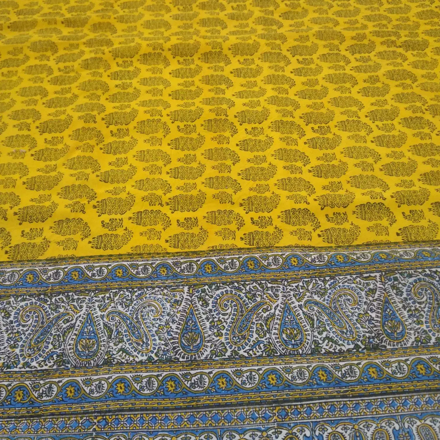 سفره قلمکار ۴ متری نونو|سفره، حوله، دستمال آشپزخانه|اصفهان, ملک‌شهر|دیوار