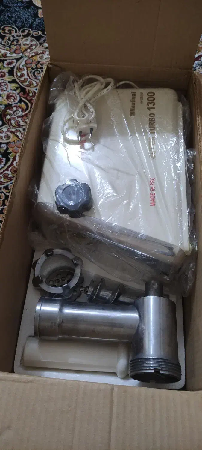 چرخ گوشت و پلوپز هر دو در حد صفر|خردکن، آسیاب، غذاساز|رشت, سلیمانداراب|دیوار