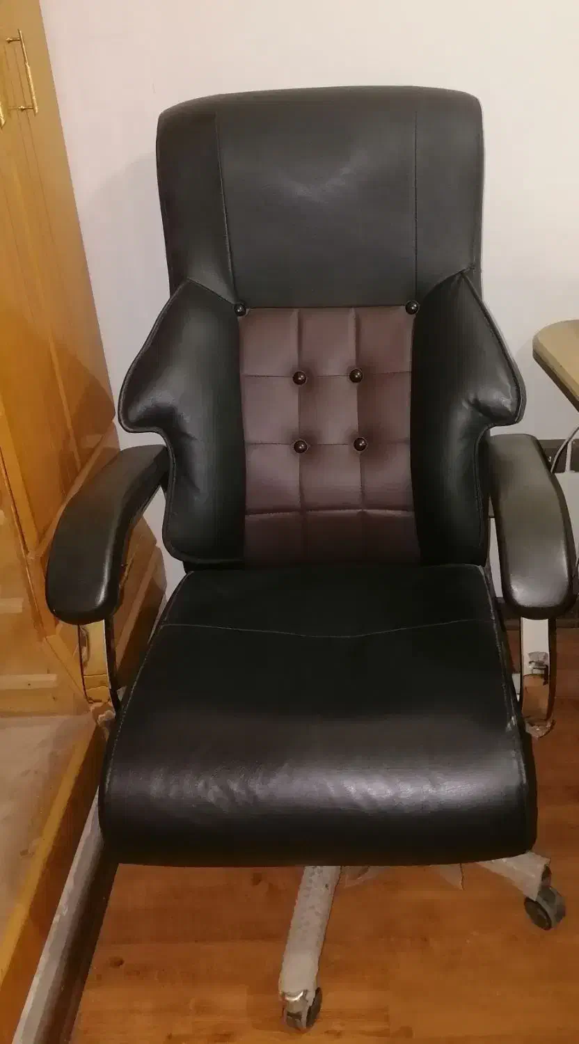 صندلی مدیریت|صندلی و نیمکت|یزد, |دیوار