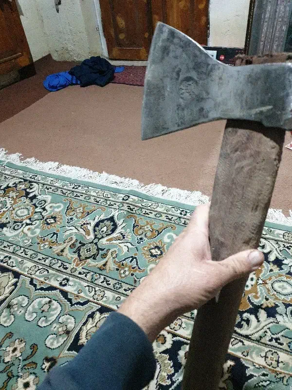 تبر روس اصل قدیمی صد در صد اصلی|کلکسیون اشیاء عتیقه|آق قلا, |دیوار