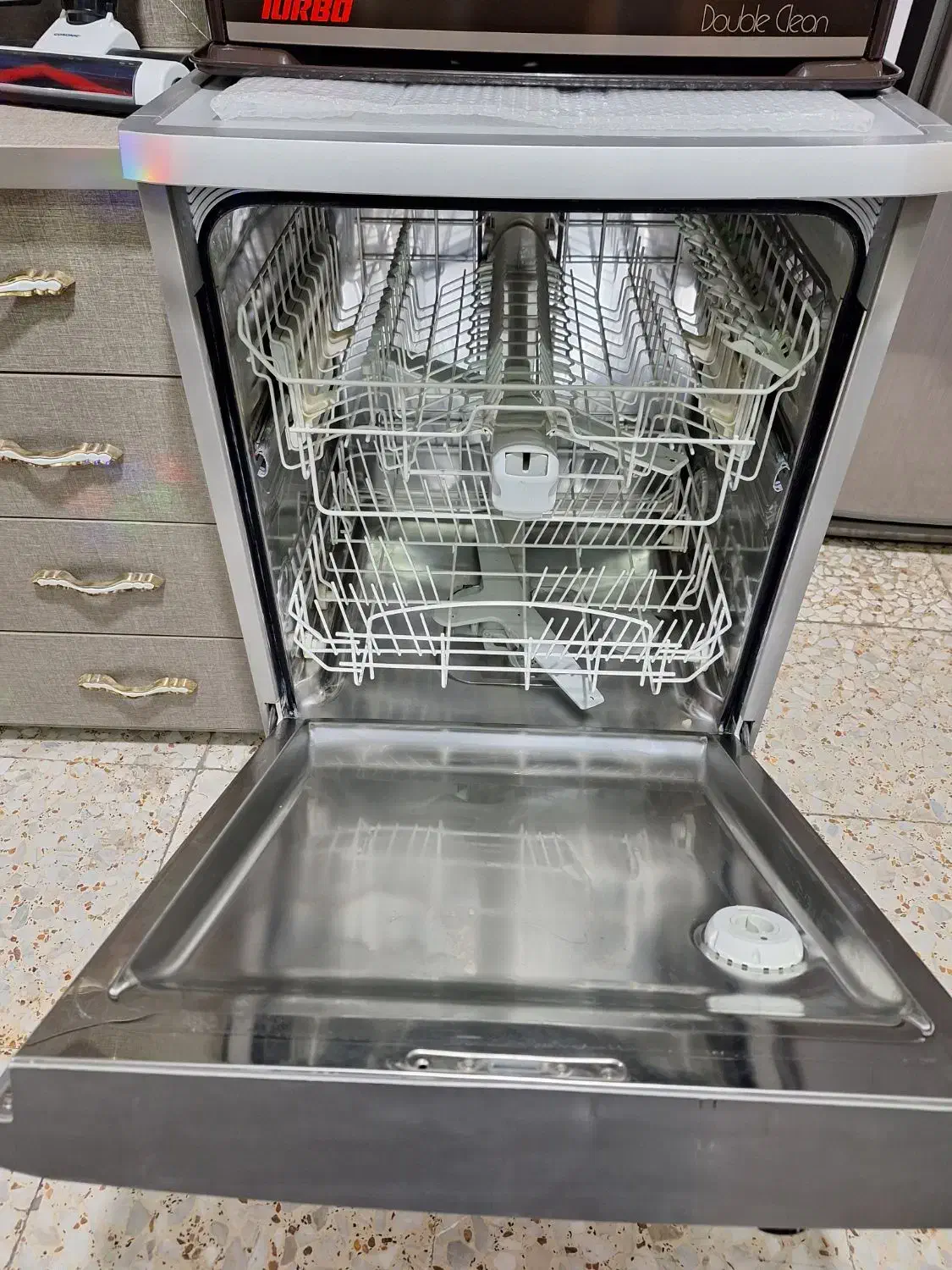 ظرفشویی ۱۴ نفره مارک سامسونگ|ماشین ظرفشویی|آمل, |دیوار