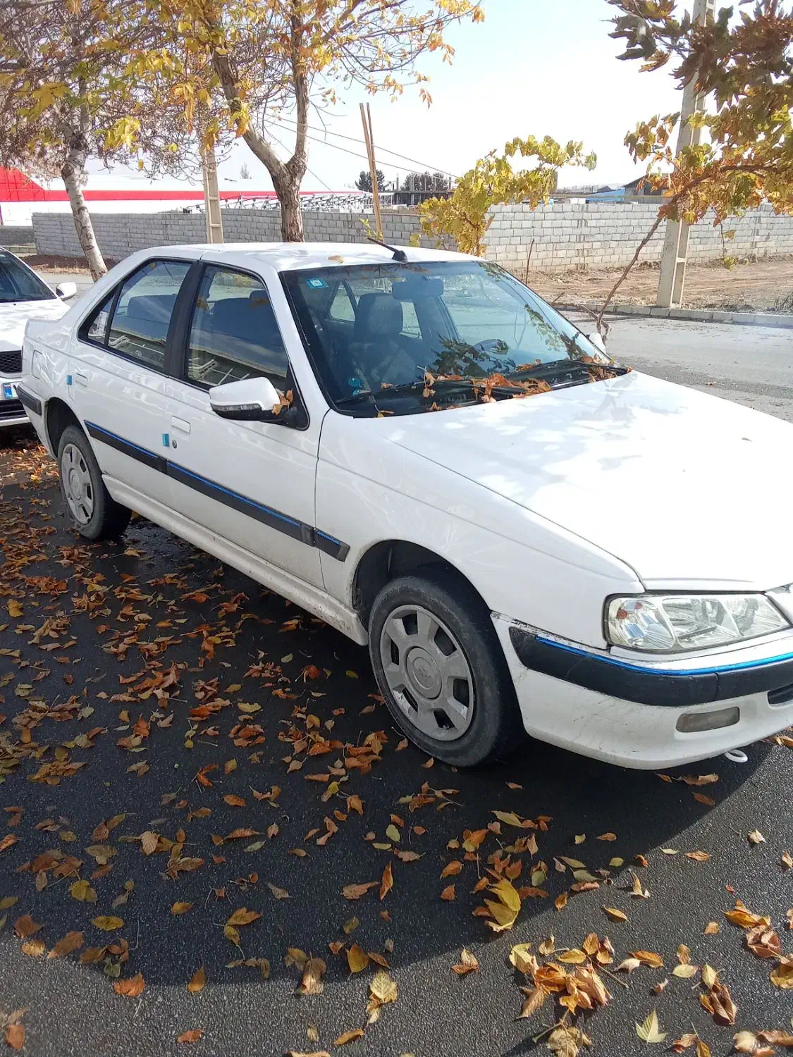 سلام پرشیا تیفای ۴۰۱ یه گلگیر رنگ ۱۰۰ تا کار|خودرو سواری و وانت|ارومیه, |دیوار