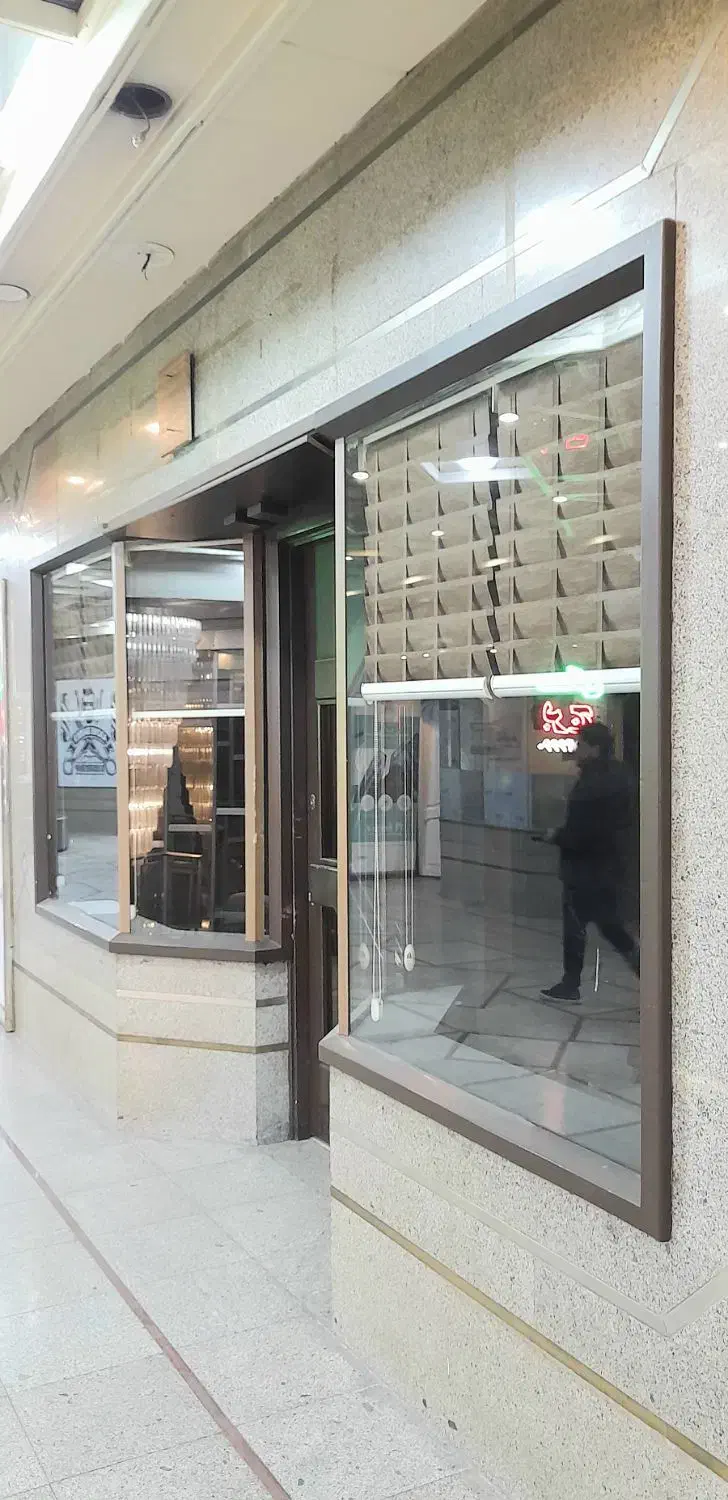 اجاره ۳۰ متر تجاری پاسداران|اجارهٔ مغازه و غرفه|تهران, پاسداران|دیوار