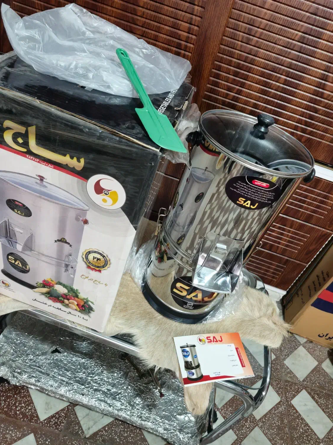 آنتیک سبزی خردکن ساج ۳کیلویی اصلا استفاده نشده|حراج|ساری, |دیوار