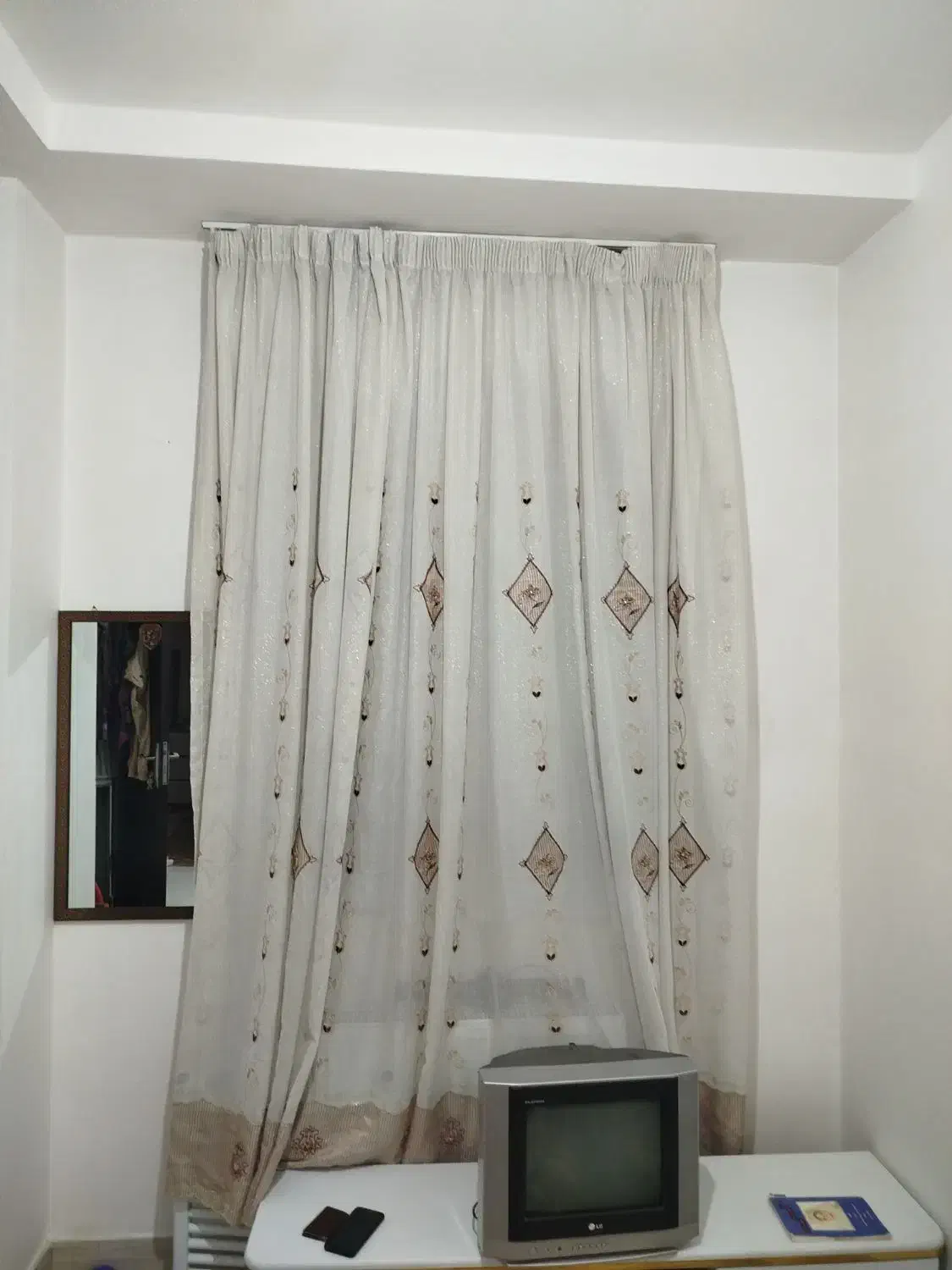 پرده پنجره با ابعاد مشخص وکامل آماده نصب|پرده، رانر، رومیزی|خرم‌آباد, |دیوار