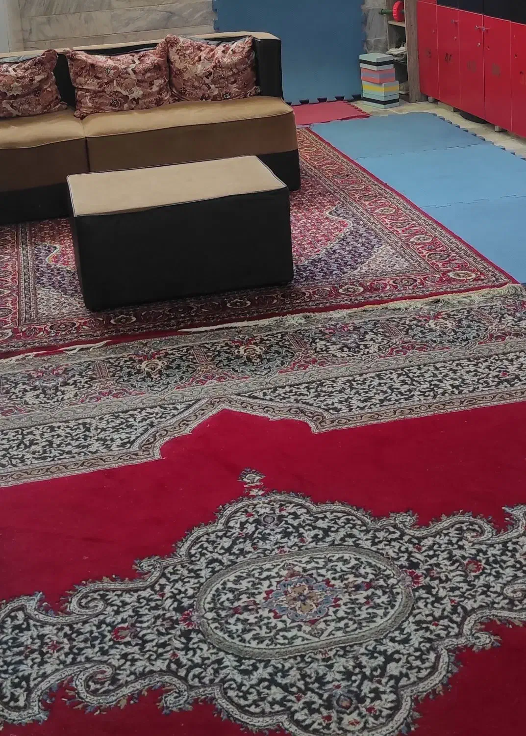 فرش ،گاز ،مبل ومناسب برای خونه باغ و روستا|حراج|الیگودرز, |دیوار