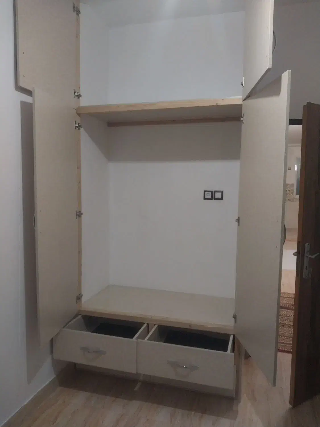 کمد دیواری دست دوم|جاکفشی، کمد، دراور|رشت, جماران|دیوار