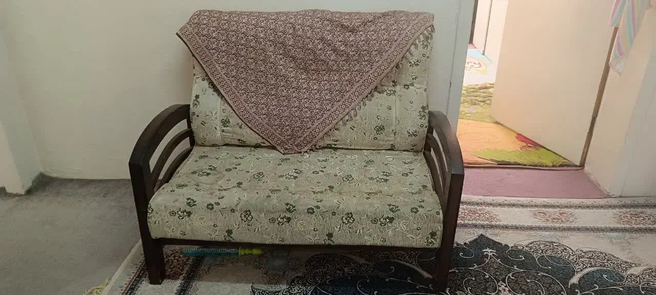 مبل 4 نفره|مبلمان خانگی و میز عسلی|تهران, کوی بیمه|دیوار