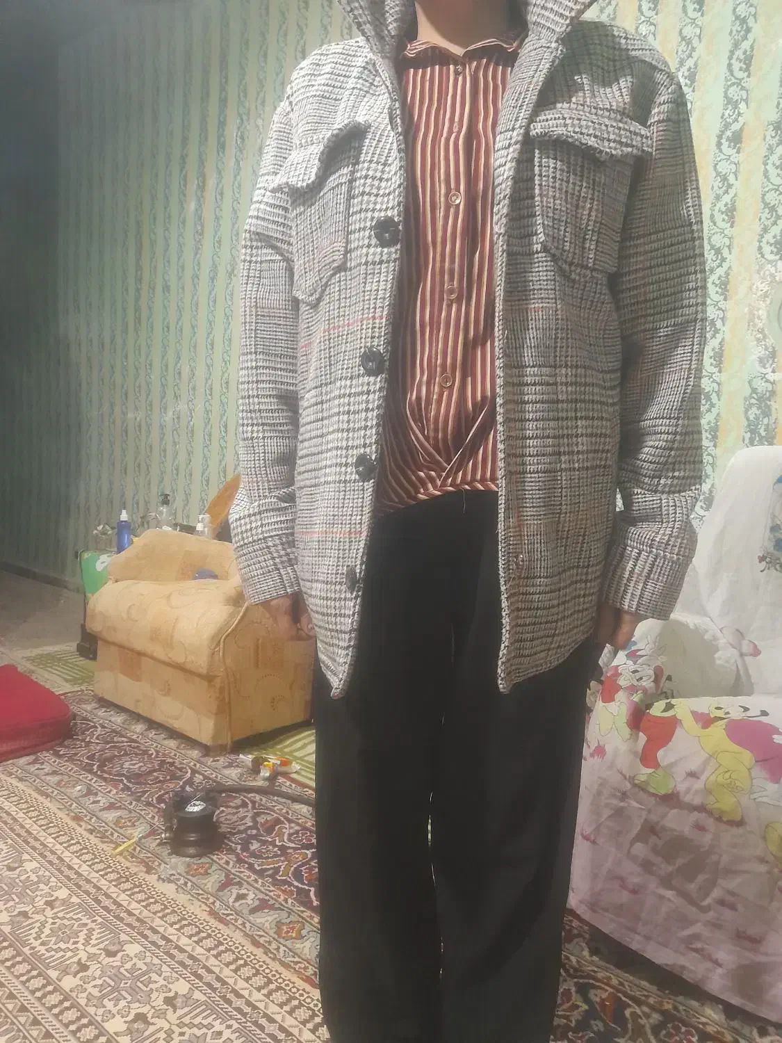 یک عددکاپشن در حد نو|لباس|کرمان, |دیوار