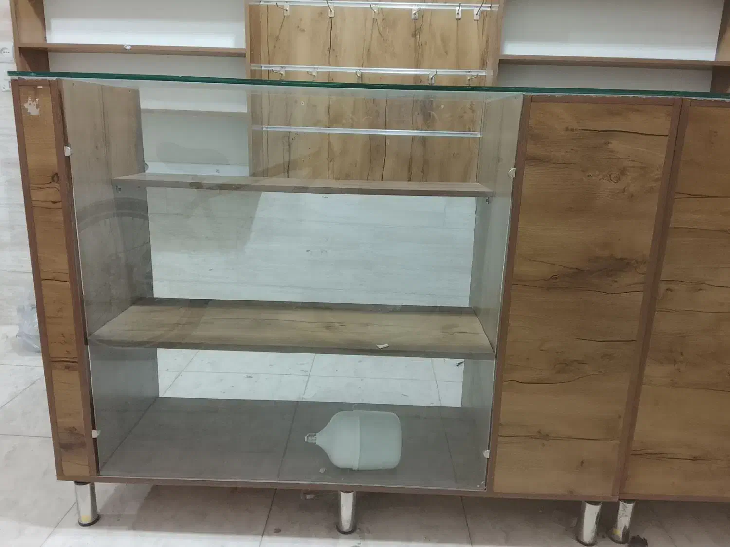 فروش انواع ویترین وقفسه|بوفه، ویترین، کنسول|خرم‌آباد, |دیوار