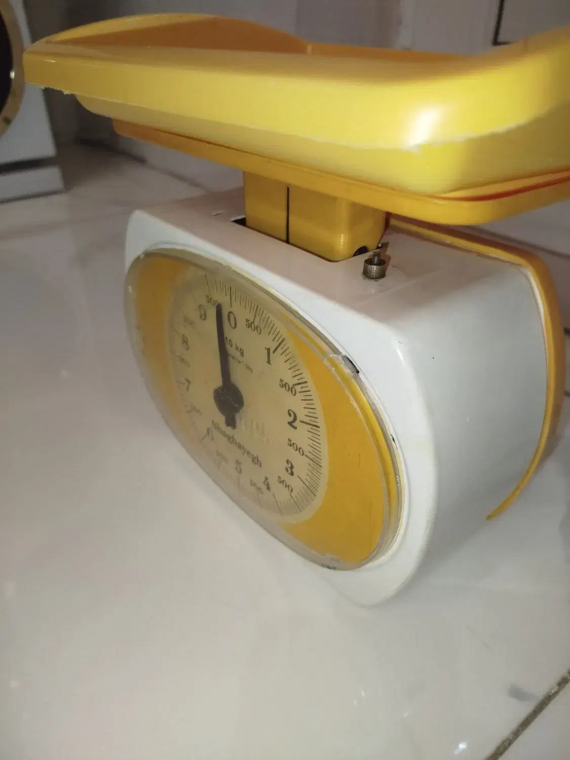 ترازو آشپزخانه|ظروف پخت‌وپز|تبریز, |دیوار