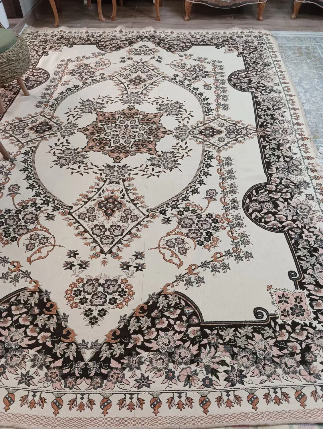 روفرشی ۶ و۹ متری در حد نو|روفرشی|تویسرکان, |دیوار