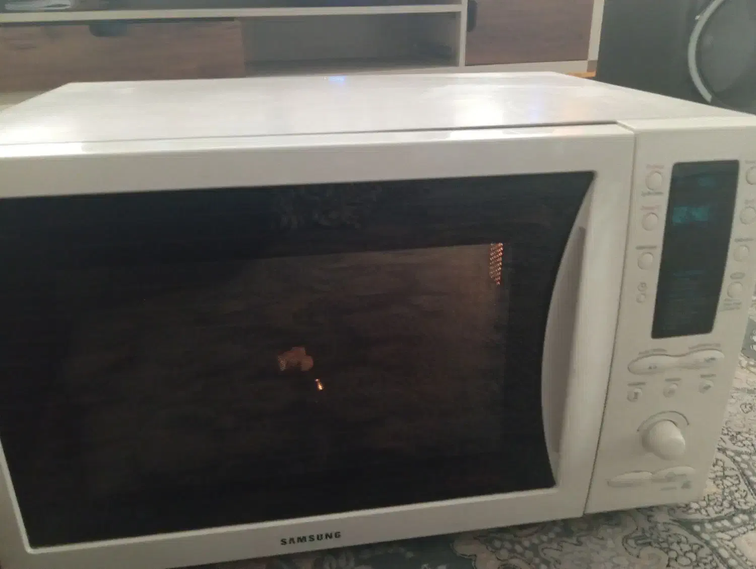 ماکروفر یا توستر سالم samung|اجاق گاز و لوازم برقی پخت‌وپز|نسیم‌شهر, |دیوار