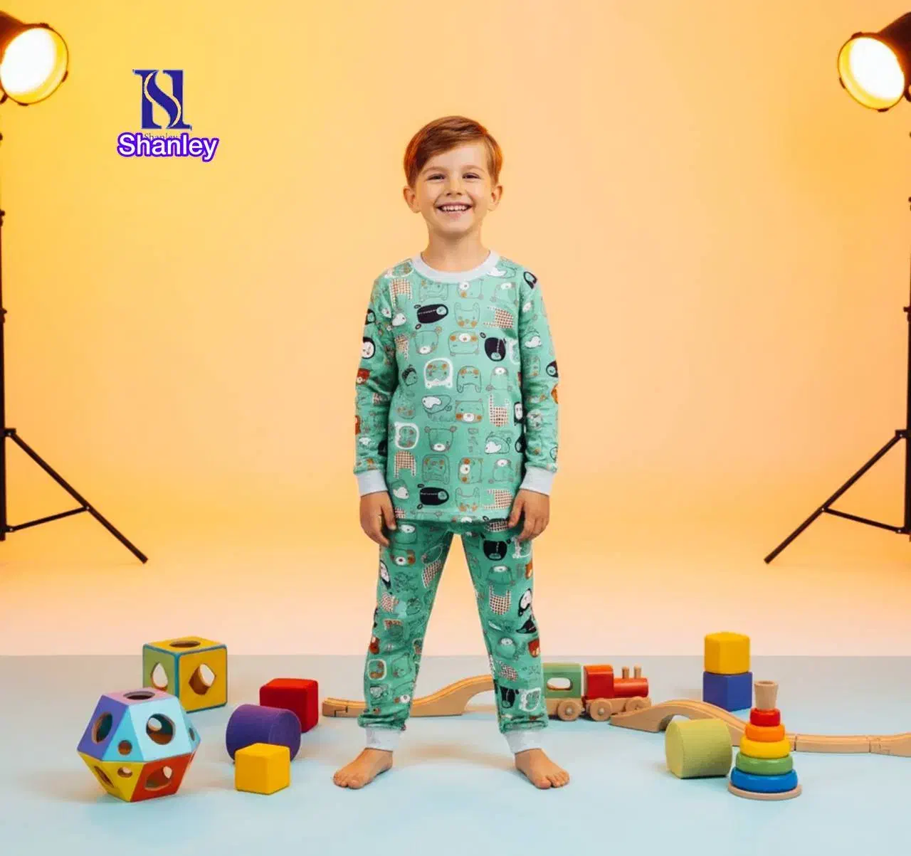 سایز وقیمتها متنوع از آف ۳۳۰ تا به بالا وارداتی|لباس|قوچان, |دیوار