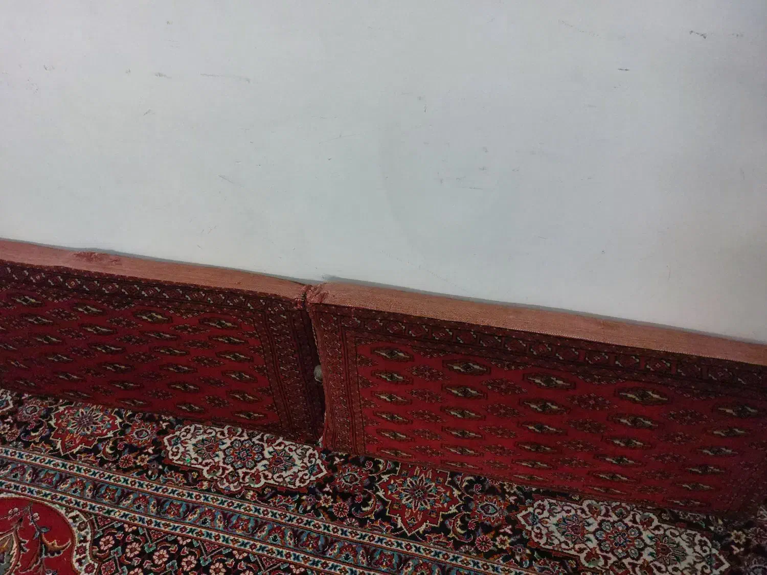 پشتی دست باف|پشتی|مشهد, حسابی جنوبی (شهرک غرب)|دیوار