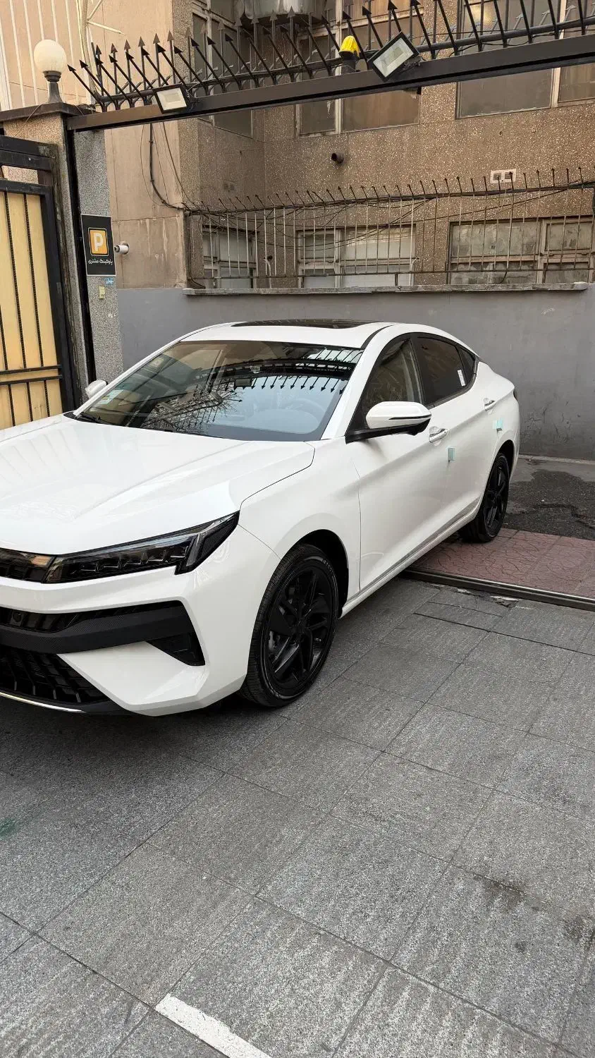 KMC J7 مدل1404 سفید|خودرو سواری و وانت|تهران, قیطریه|دیوار