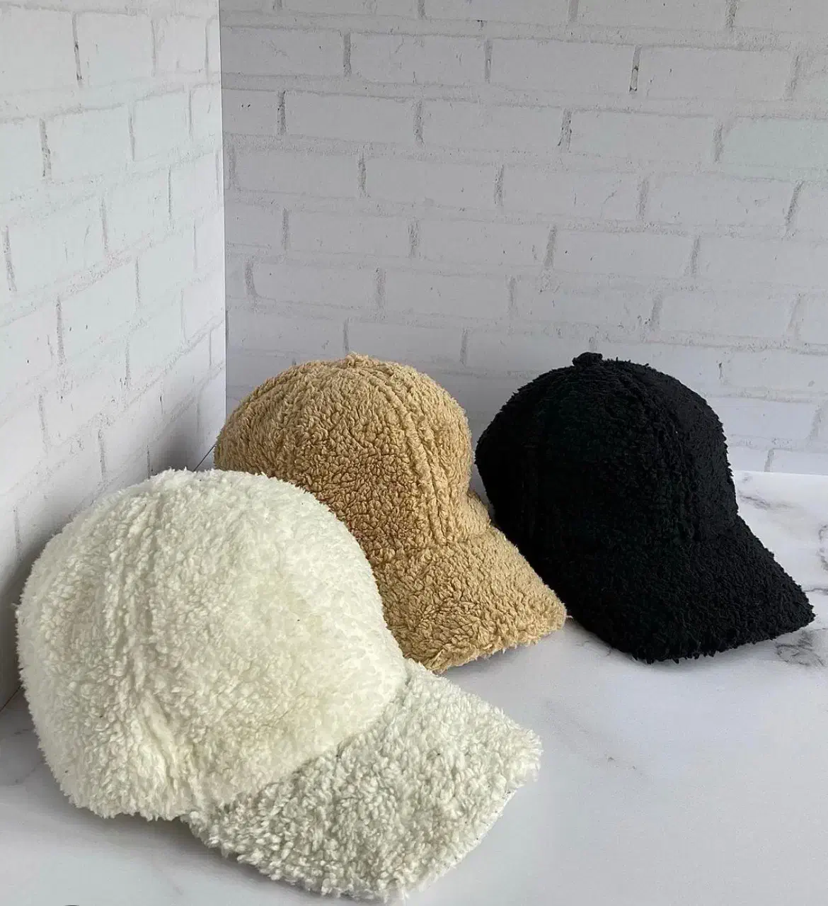 کلاه تدی نقاب دار|لباس|تویسرکان, |دیوار