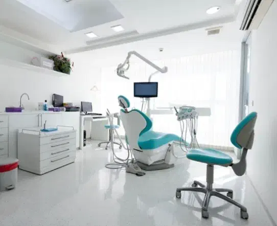 دندانپزشکی ولیعصر فلاورجان|خدمات آرایشگری و زیبایی|فولادشهر, بوستان خلیج فارس|دیوار