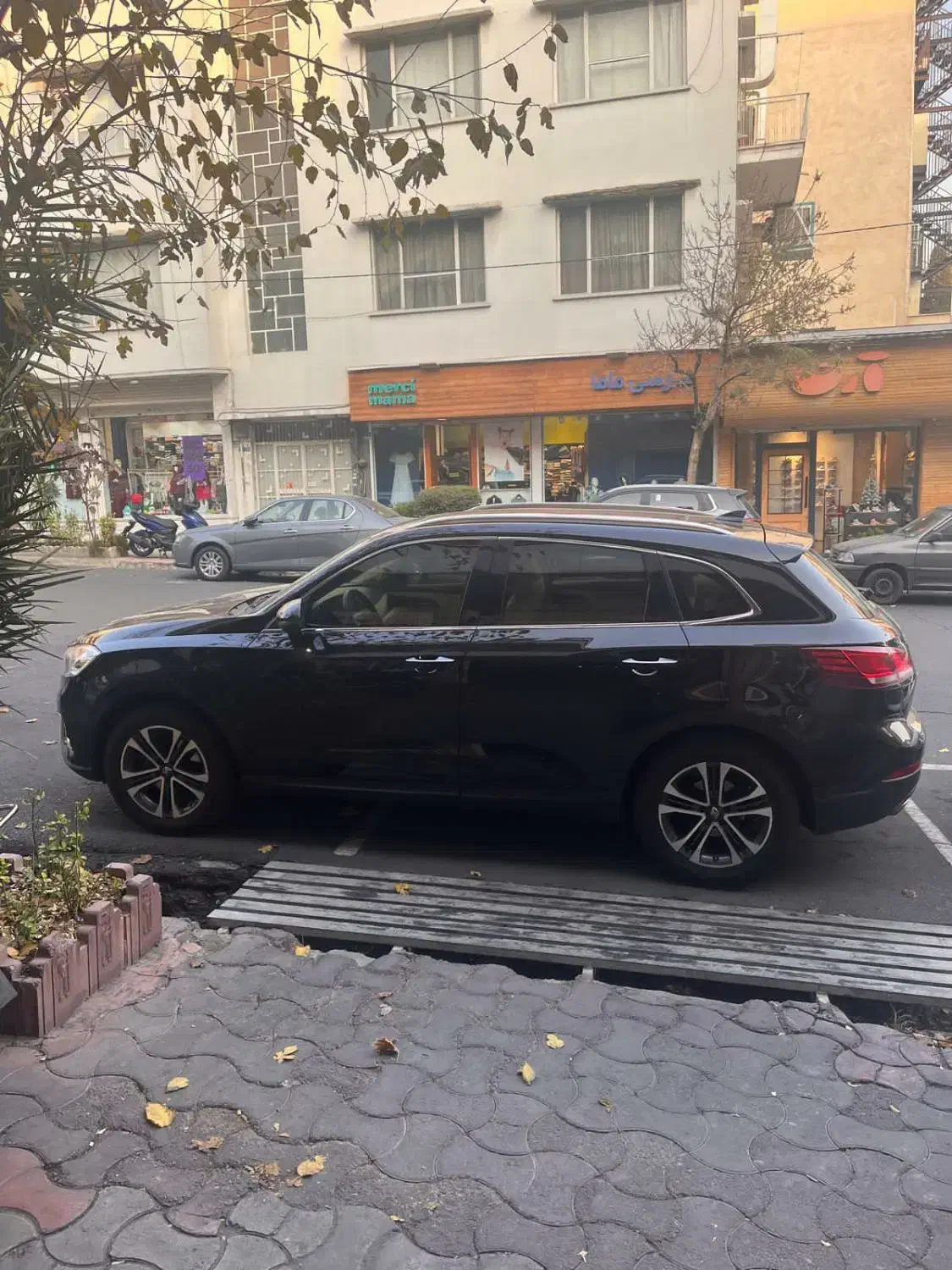 بورگوارد BX7 آلتیمیت کم کار فول|خودرو سواری و وانت|تهران, سنائی|دیوار