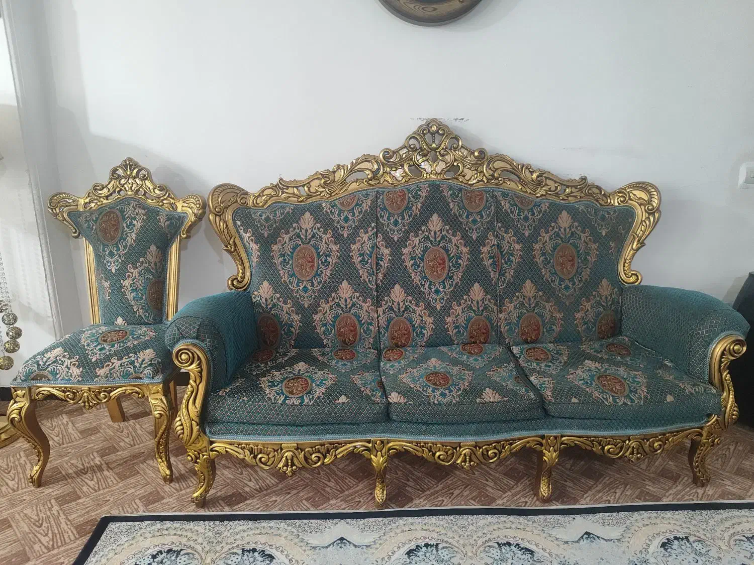 مبل کلاسیک|مبلمان خانگی و میز عسلی|محمدشهر, همایون ویلا|دیوار