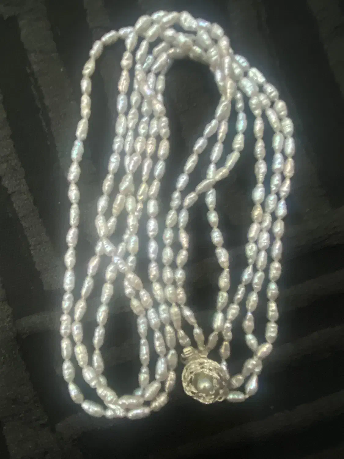 گردنبندمرواریدنقره ای سه رج اصل|جواهرات|تهران, آسمان|دیوار