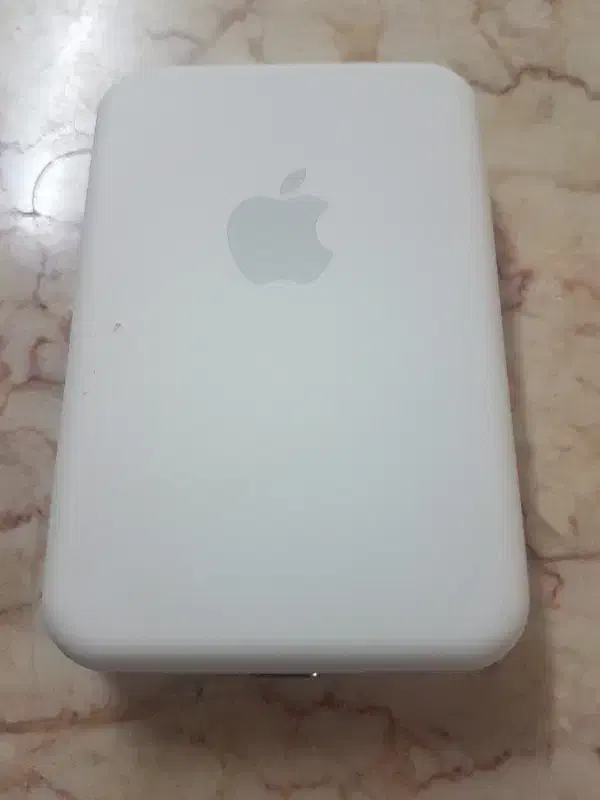 پاور بانک آیفون|لوازم جانبی موبایل و تبلت|لاهیجان, کاروانسرابر|دیوار